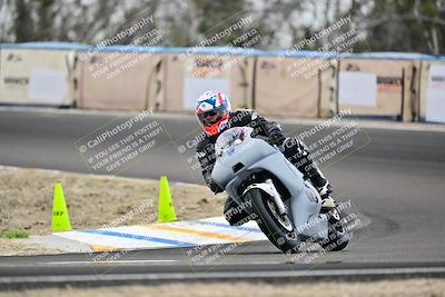 media/Apr-18-2025-TrackDaz (Fri) [[45f5874c44]]/B Group/Session 4 (Turn 6 - Outside)/